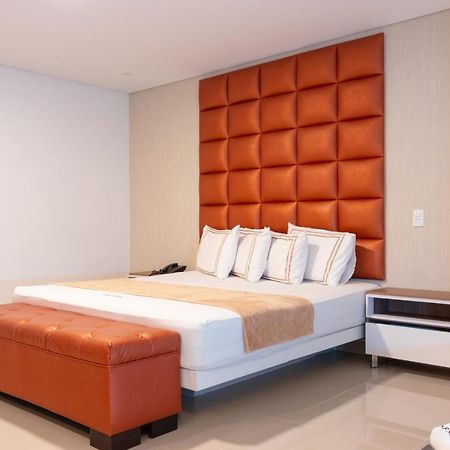 Infinity Hotel Μεντεγίν Εξωτερικό φωτογραφία