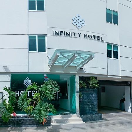 Infinity Hotel Μεντεγίν Εξωτερικό φωτογραφία