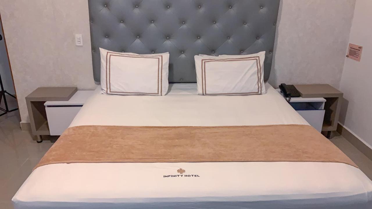 Infinity Hotel Μεντεγίν Εξωτερικό φωτογραφία