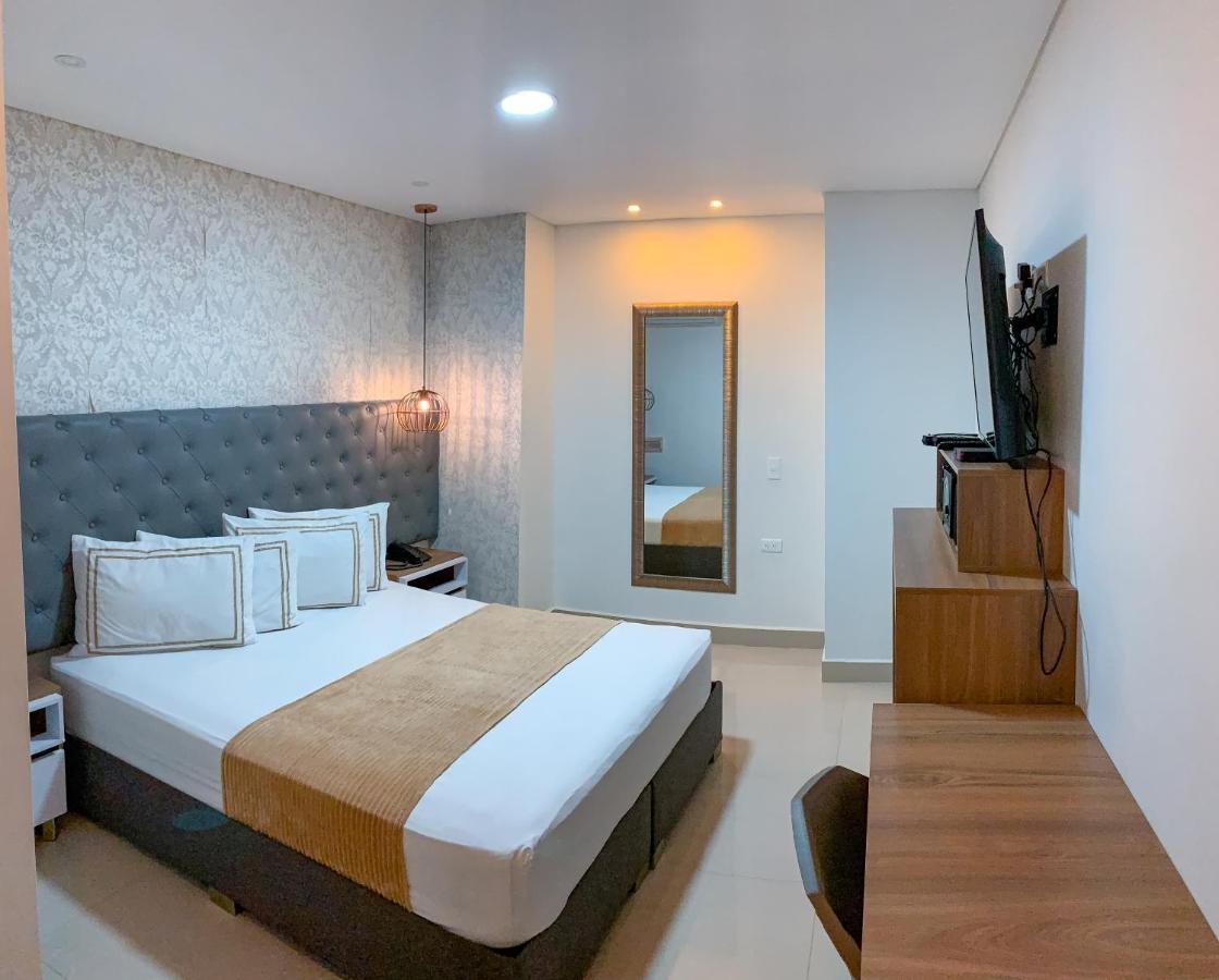 Infinity Hotel Μεντεγίν Εξωτερικό φωτογραφία