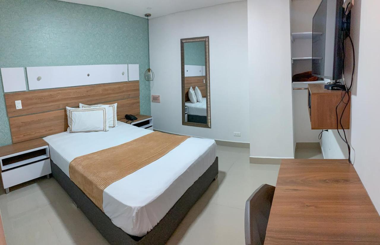 Infinity Hotel Μεντεγίν Εξωτερικό φωτογραφία
