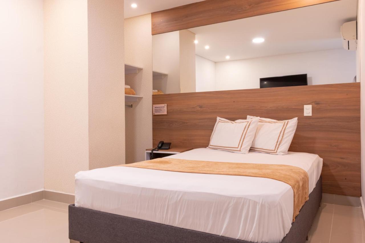 Infinity Hotel Μεντεγίν Εξωτερικό φωτογραφία