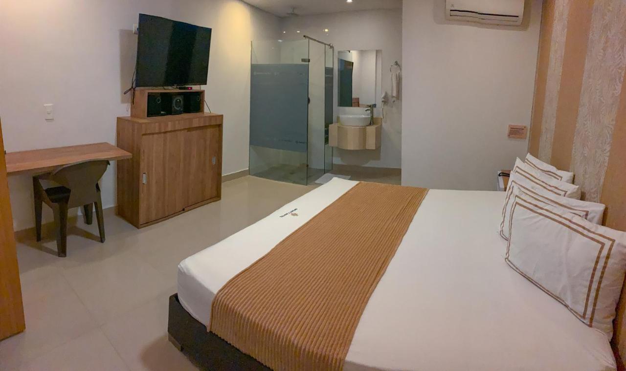 Infinity Hotel Μεντεγίν Εξωτερικό φωτογραφία