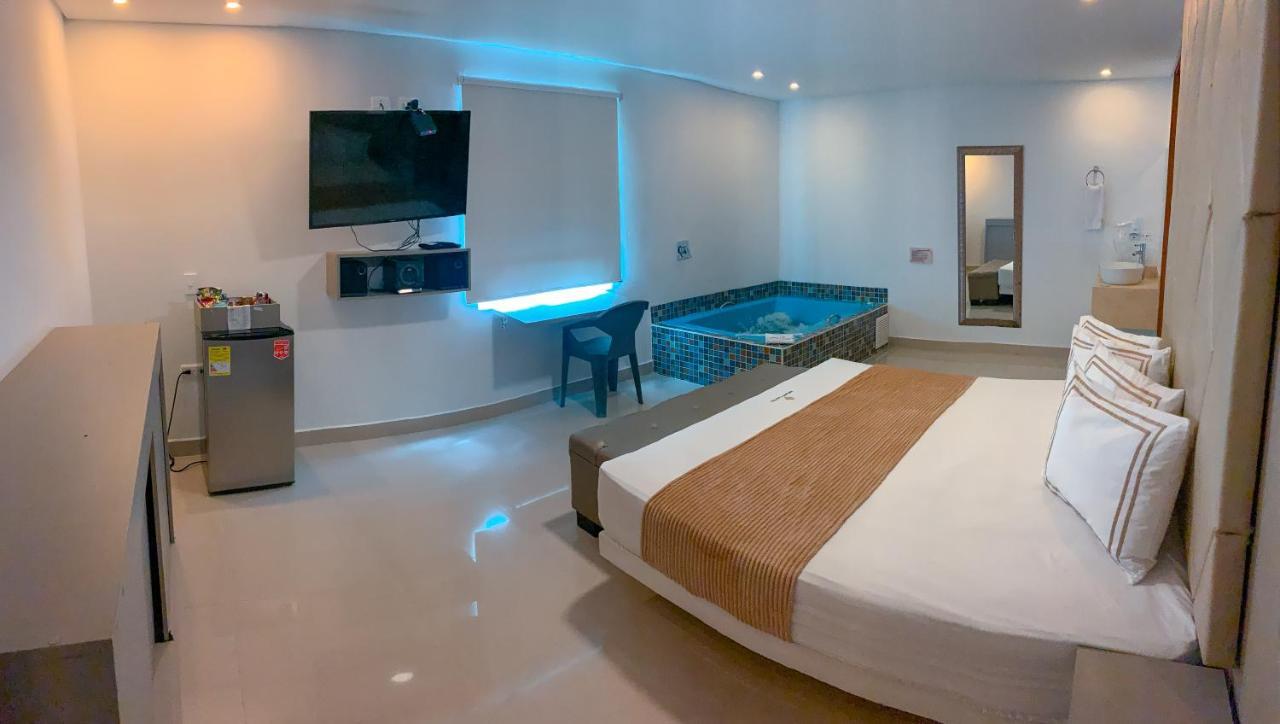Infinity Hotel Μεντεγίν Εξωτερικό φωτογραφία
