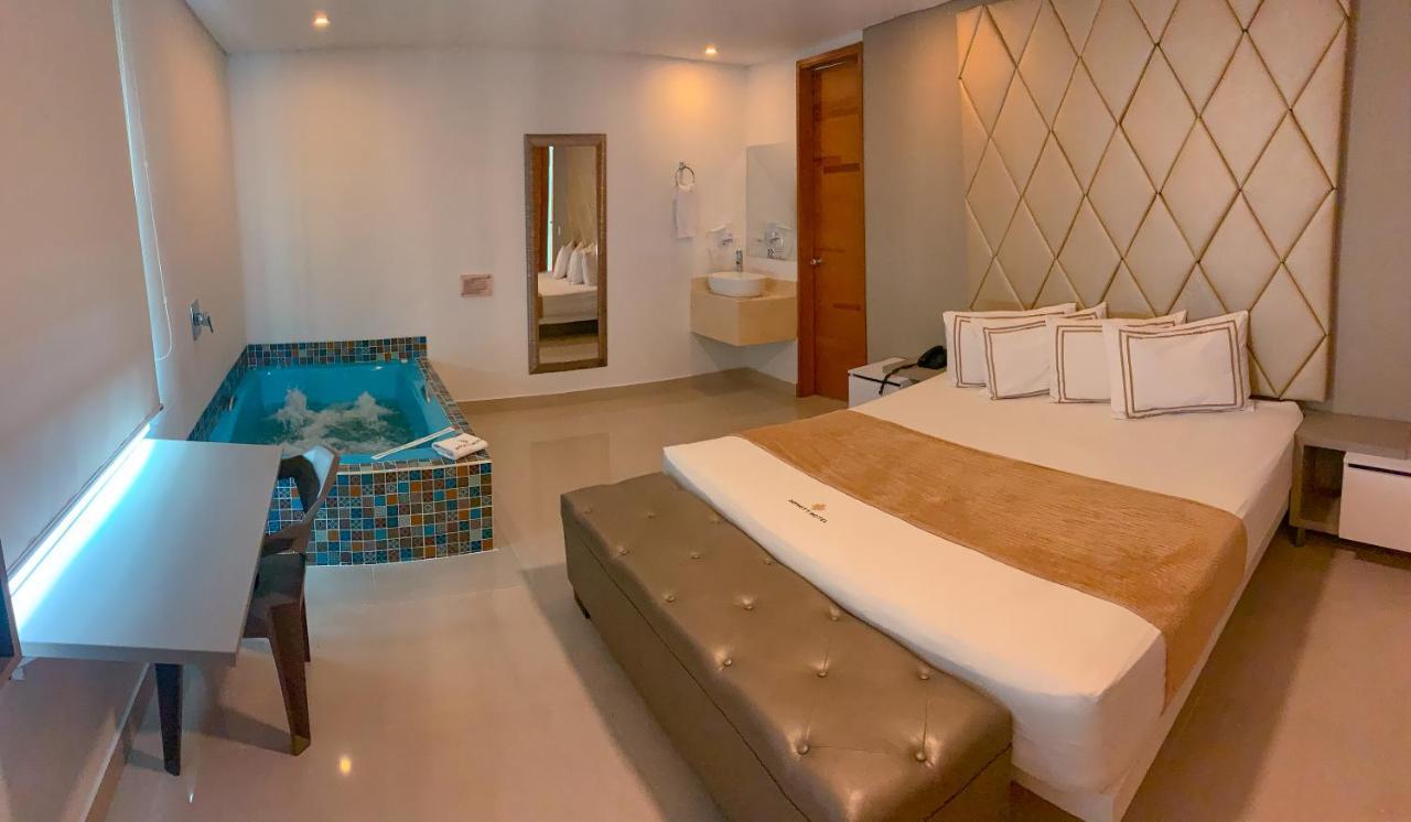 Infinity Hotel Μεντεγίν Εξωτερικό φωτογραφία