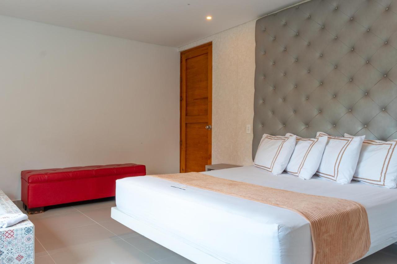 Infinity Hotel Μεντεγίν Εξωτερικό φωτογραφία