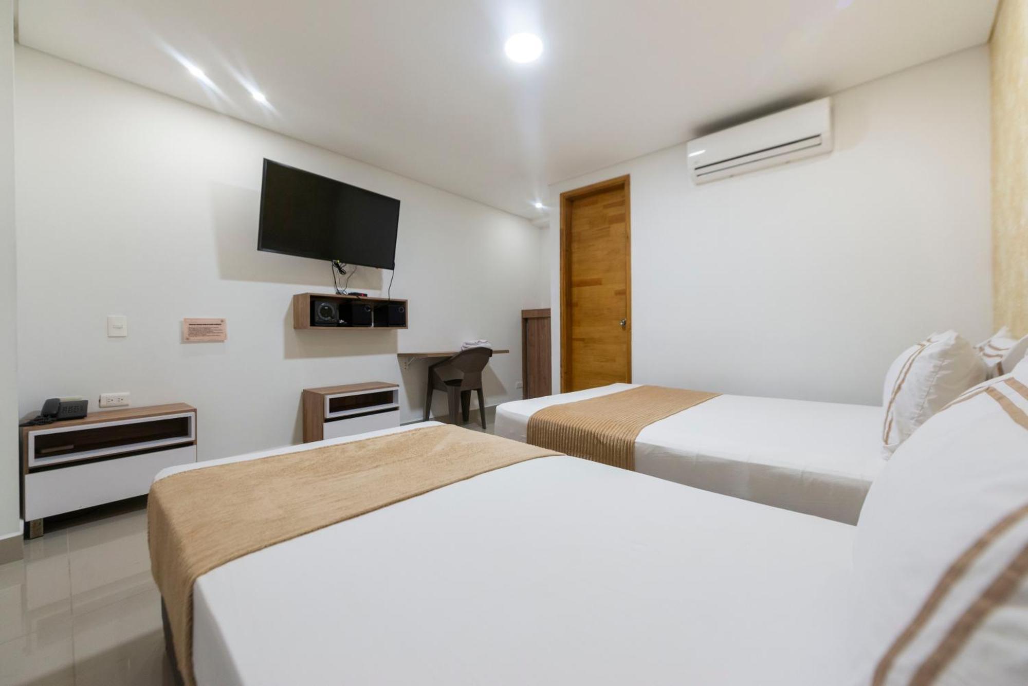 Infinity Hotel Μεντεγίν Εξωτερικό φωτογραφία